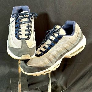 Nike Air Max 95 ID. Size 11. Mens. Blue, grey and white.